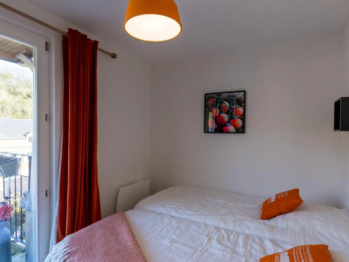 Apartment Vue Emeraude By Interhome Cancale